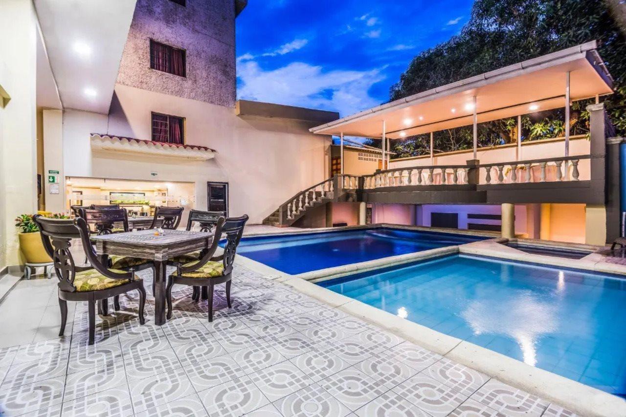 Hotel Puerta De Oro بارانكويلا المظهر الخارجي الصورة