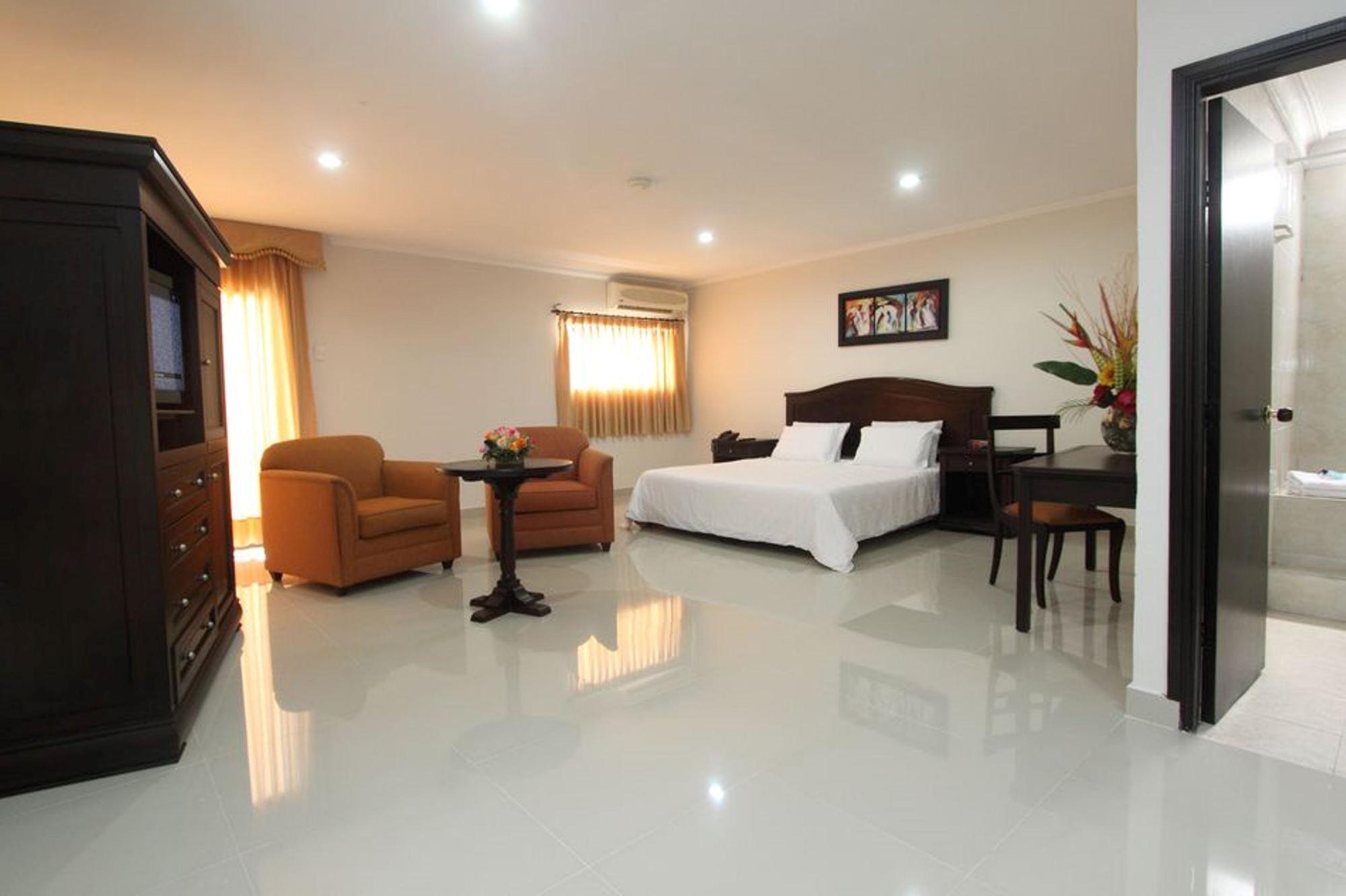 Hotel Puerta De Oro بارانكويلا المظهر الخارجي الصورة