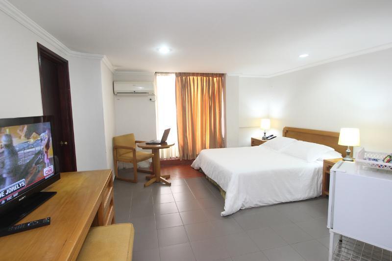 Hotel Puerta De Oro بارانكويلا المظهر الخارجي الصورة